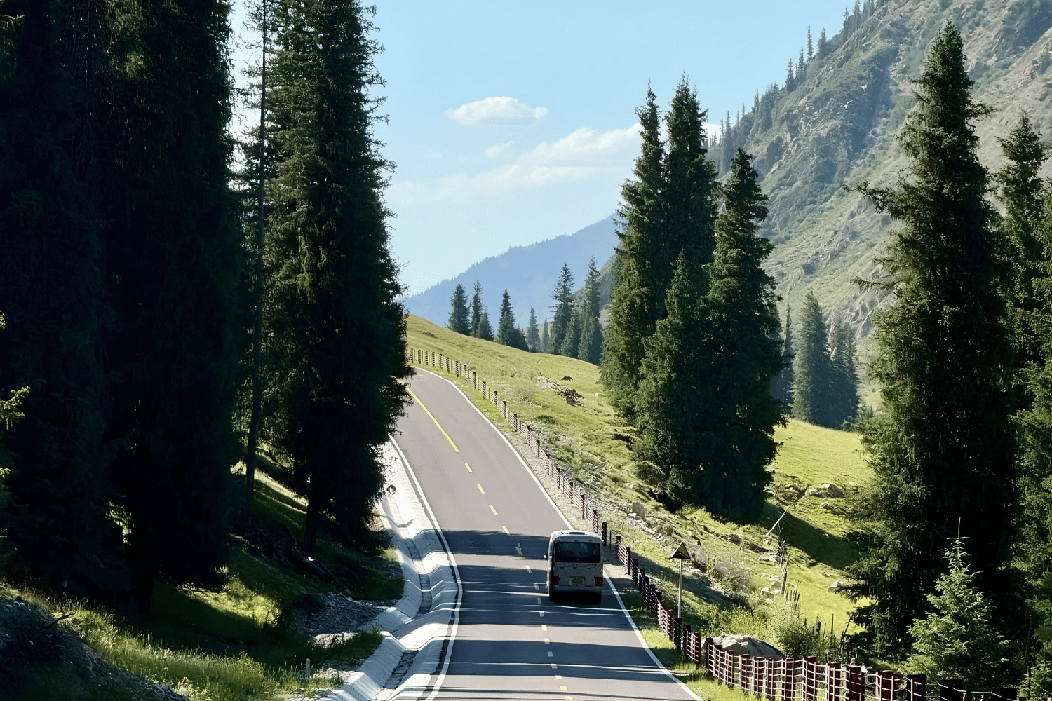 伊昭公路